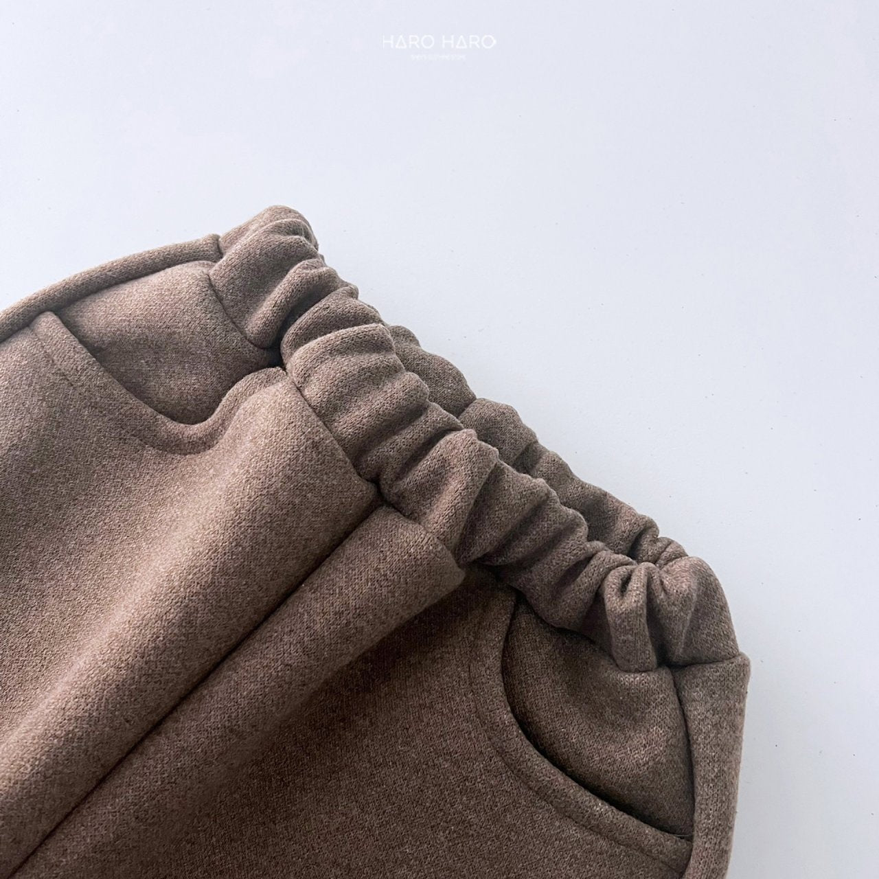 Latte Fleece-Lined Pants [Oatmeal, Navy/2XL(6-7yr)]