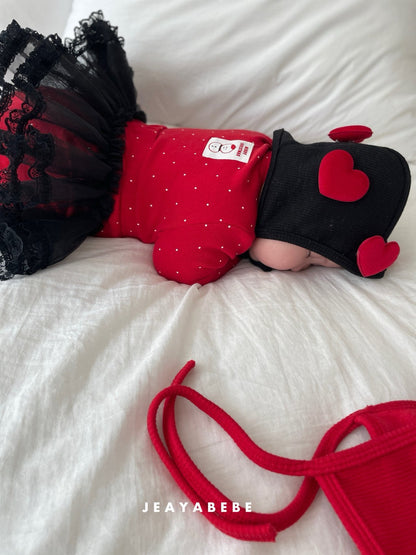 [PRE-ORDER] Heart Bonnet