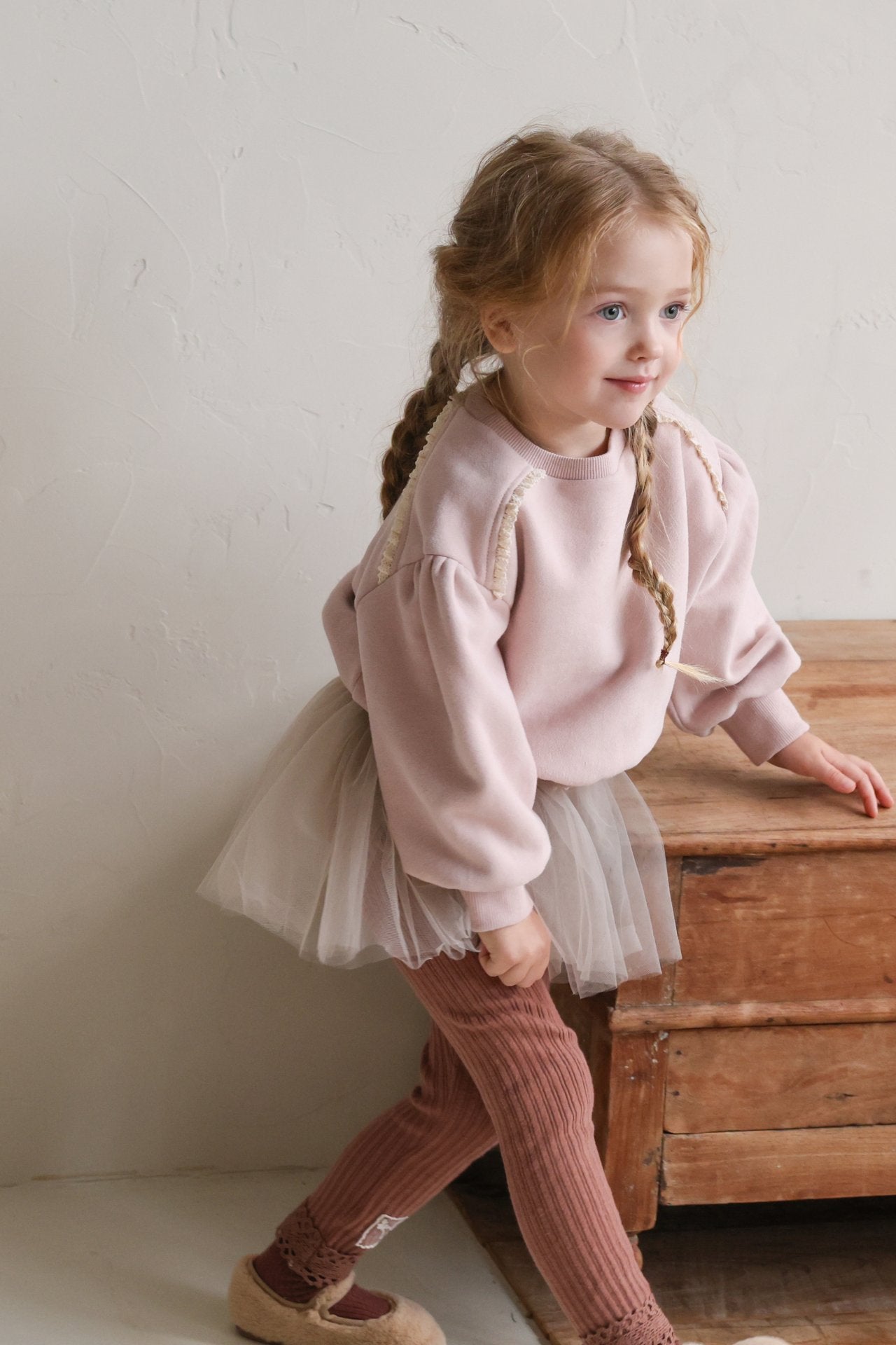 [PRE-ORDER] Rose Sweatshirts