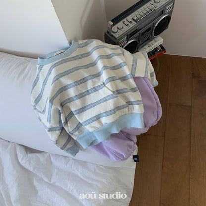 [PRE-ORDER] Day Stripe Sweatshirts