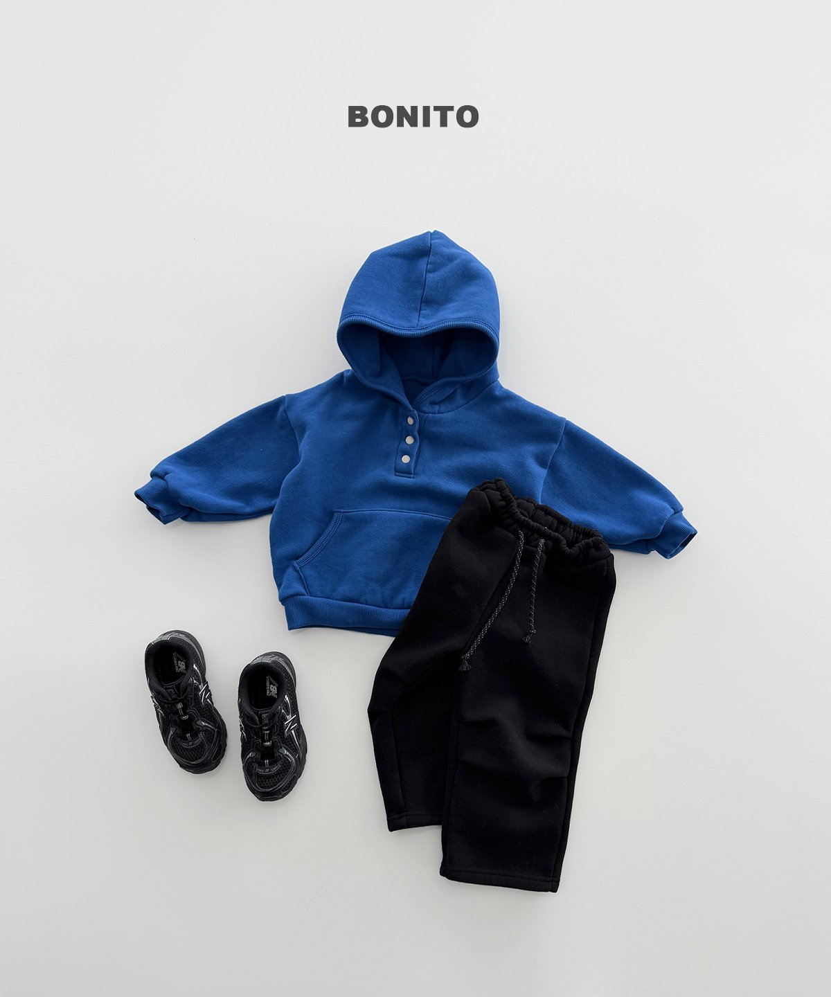 [PRE-ORDER] Knee Tuck Pants