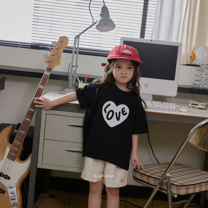 [PRE-ORDER] Heart T-Shirts