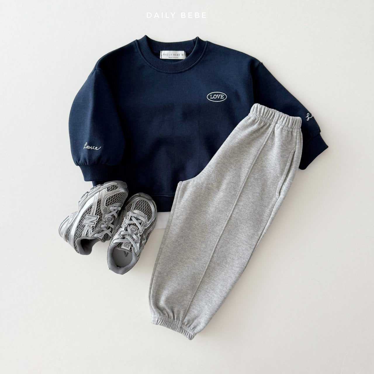 [PRE-ORDER] Love Point Sweatshirts