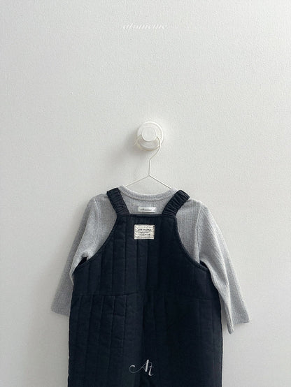[PRE-ORDER] Rene Eyelet T-Shirts