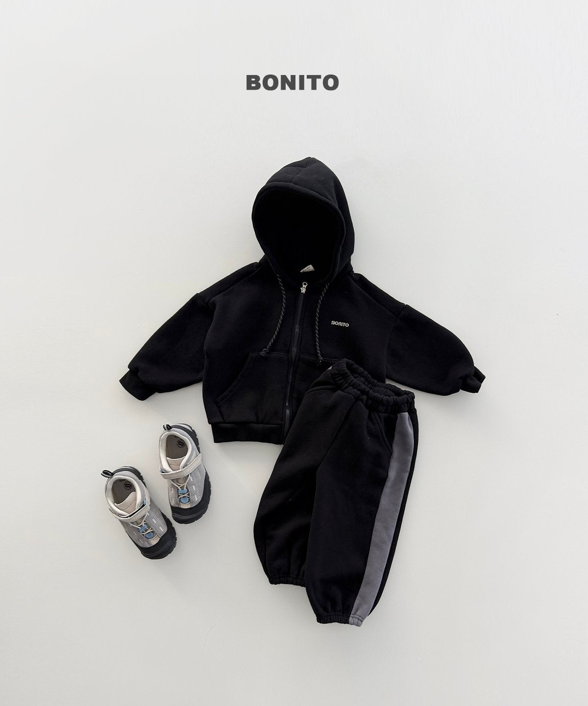 [PRE-ORDER] Side Color Block Jogger