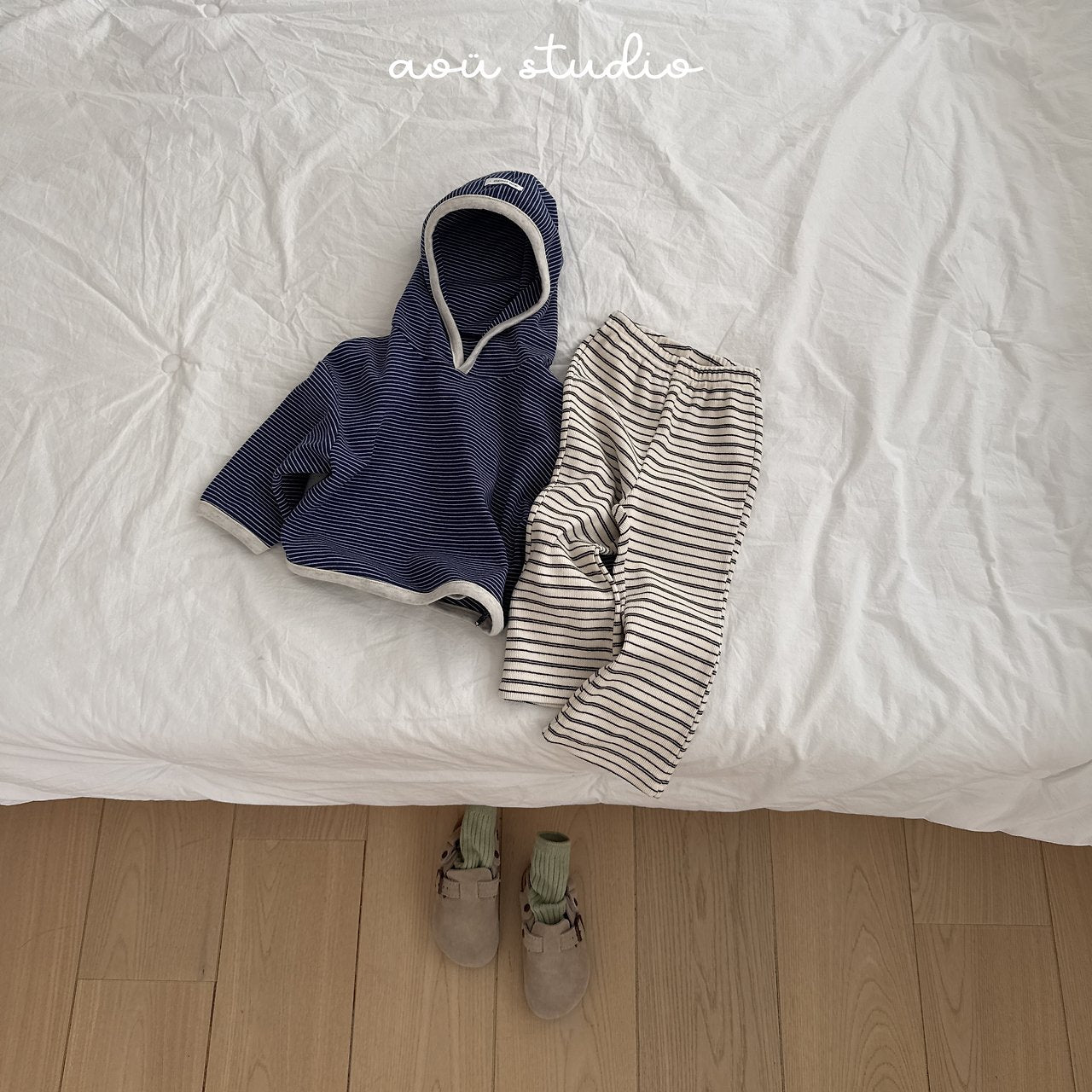 [PRE-ORDER] Mocha Hoodie Sweatshirts