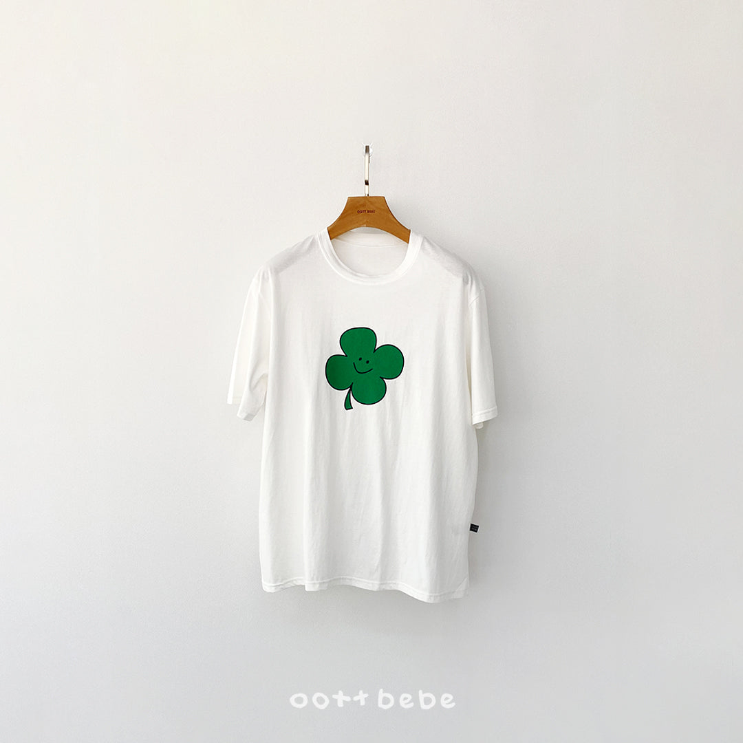 [PRE-ORDER] Happy Friends T-Shirts (Mom&Dad Couple)