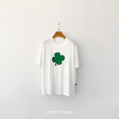 [PRE-ORDER] Happy Friends T-Shirts (Mom&Dad Couple)