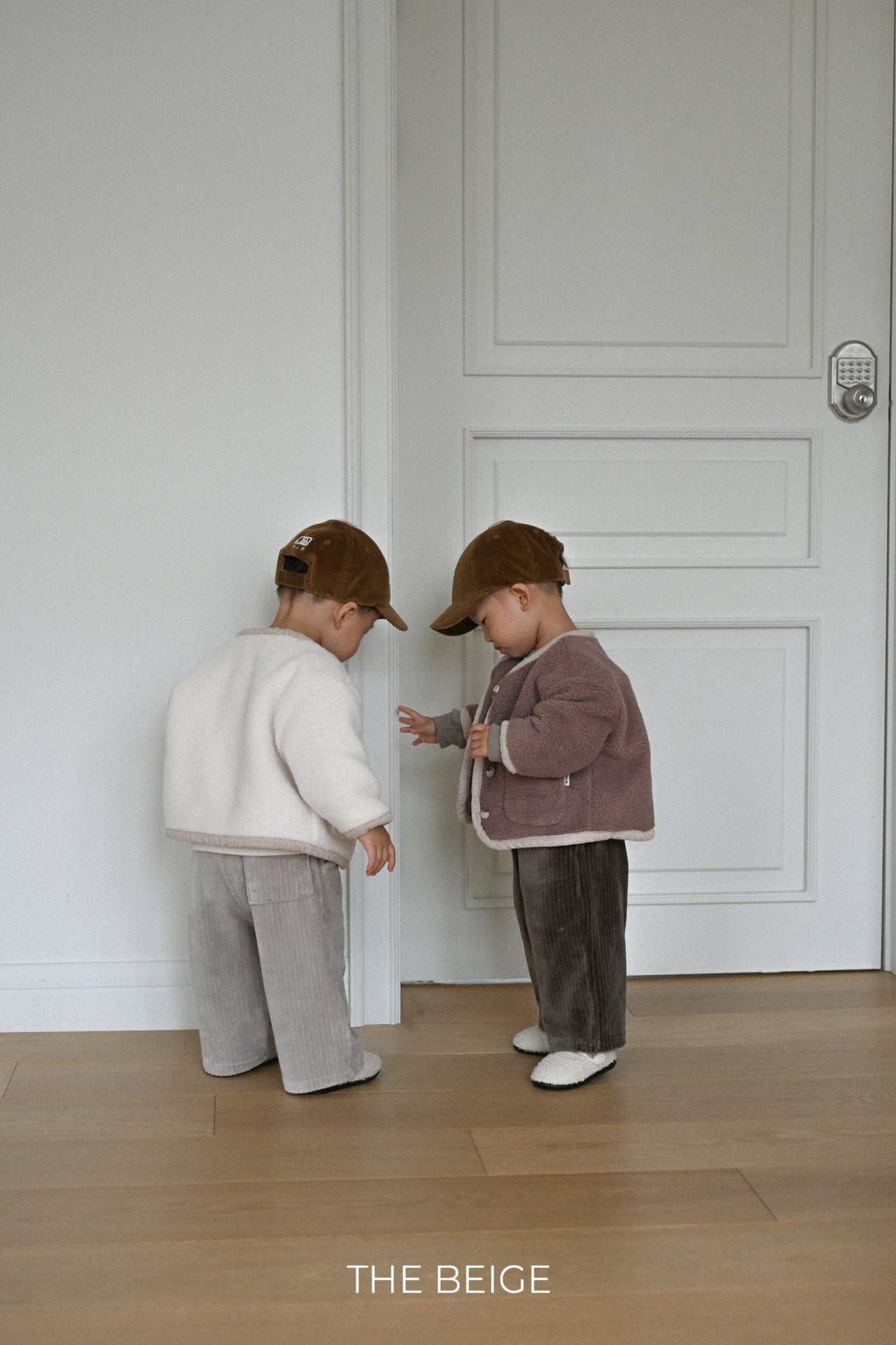 [PRE-ORDER] Ribbed Velour Wide Pants