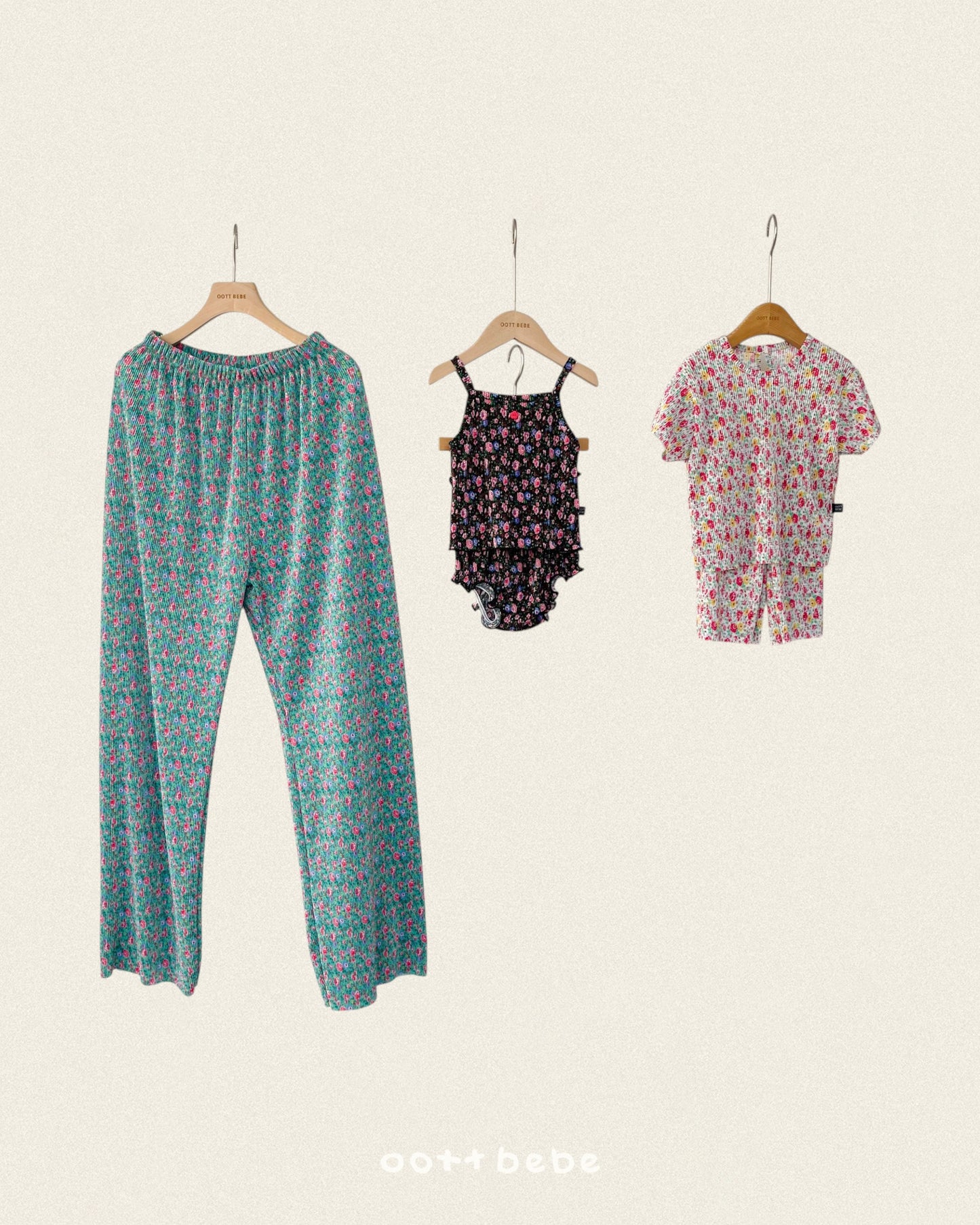 [PRE-ORDER] Flower Pleats Mom Pants