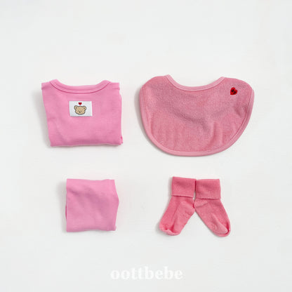 [PRE-ORDER] Rainbow Bib