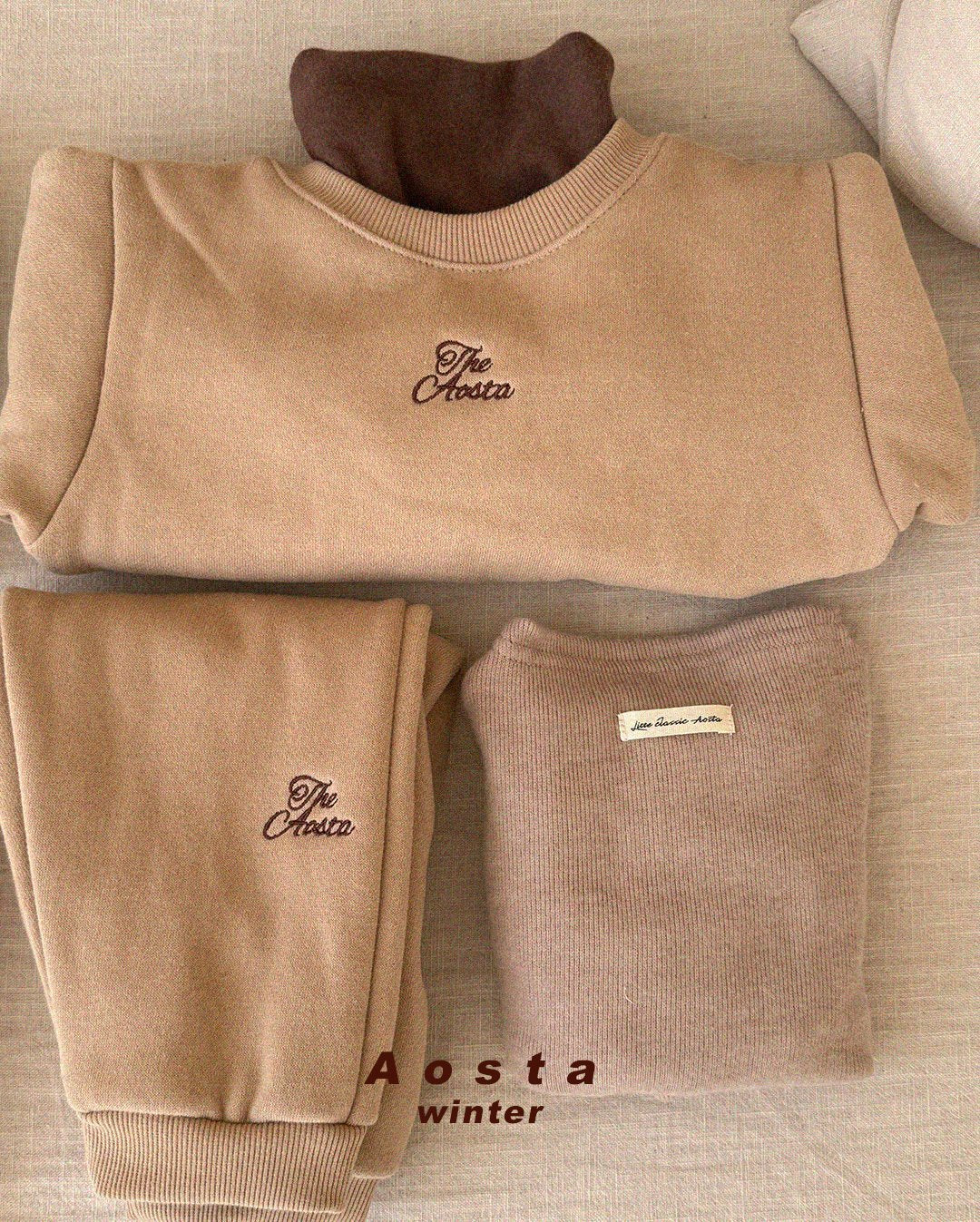 [PRE-ORDER] Favorite Sweatshirts