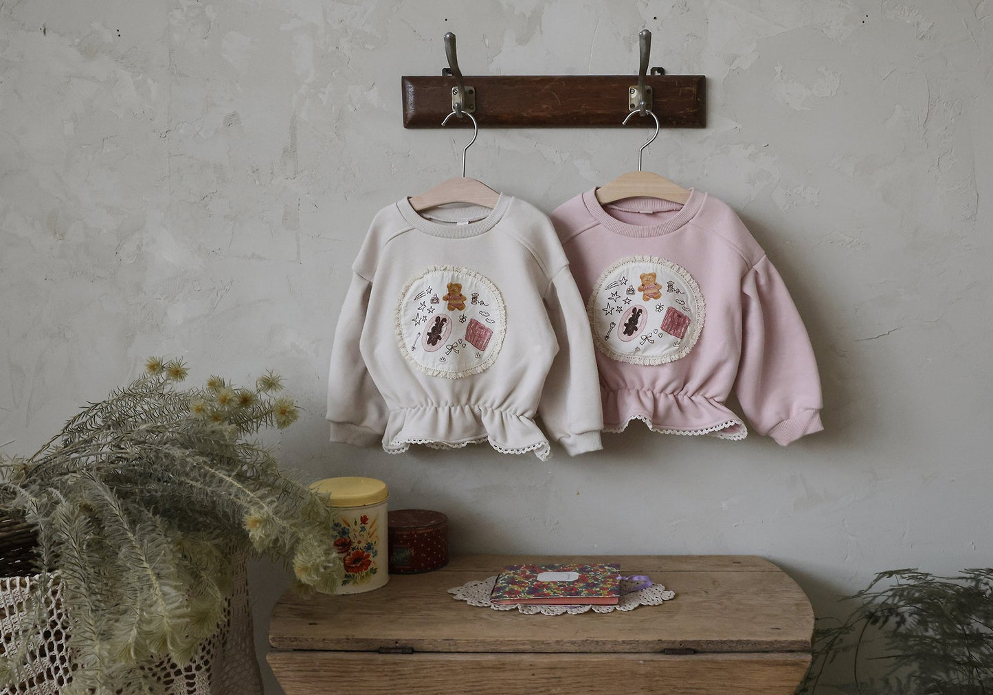 [PRE-ORDER] Cookie Sweatshirts