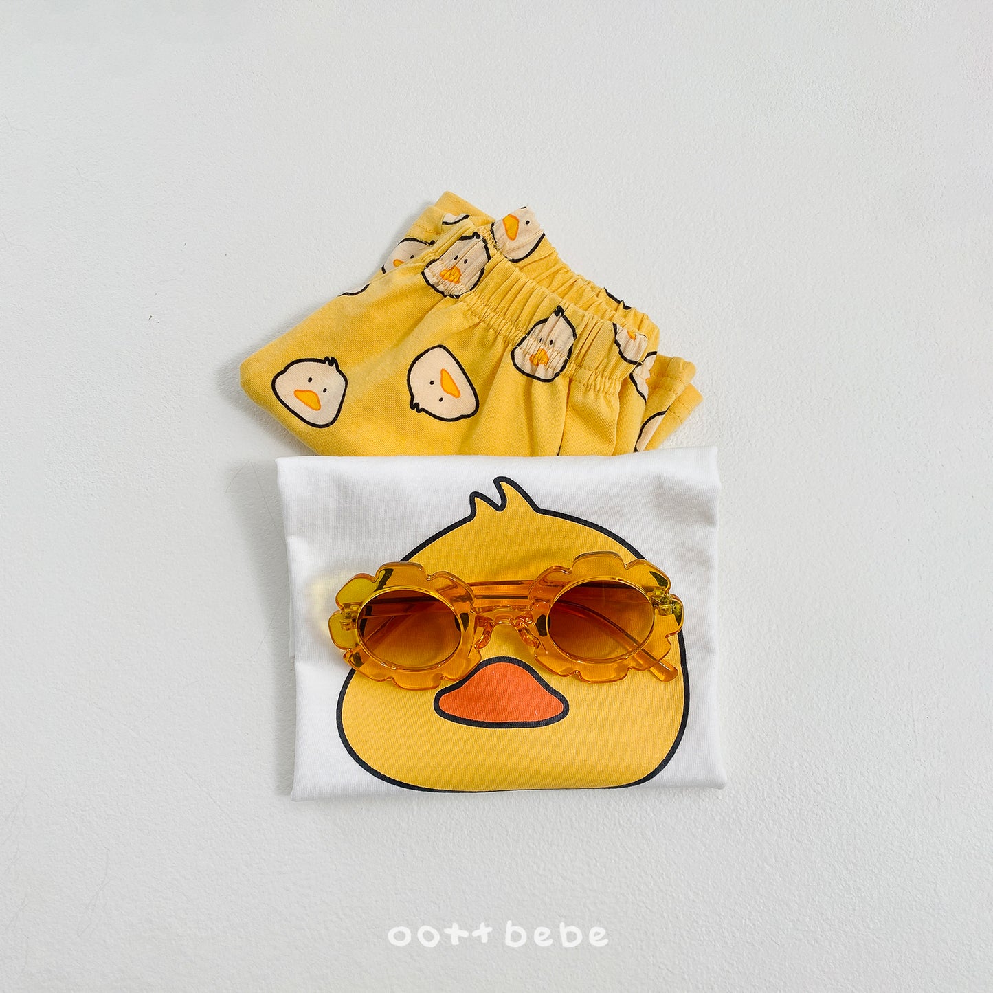 [PRE-ORDER] Happy Friends T-Shirts (Mom&Dad Couple)