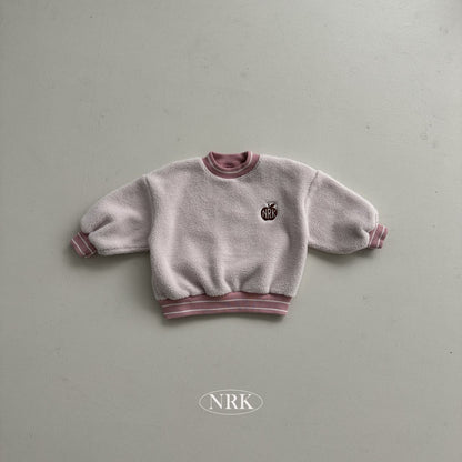 [PRE-ORDER] Apple Sherpa Sweatshirts
