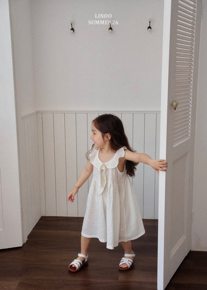 [PRE-ORDER] V Frill Dress
