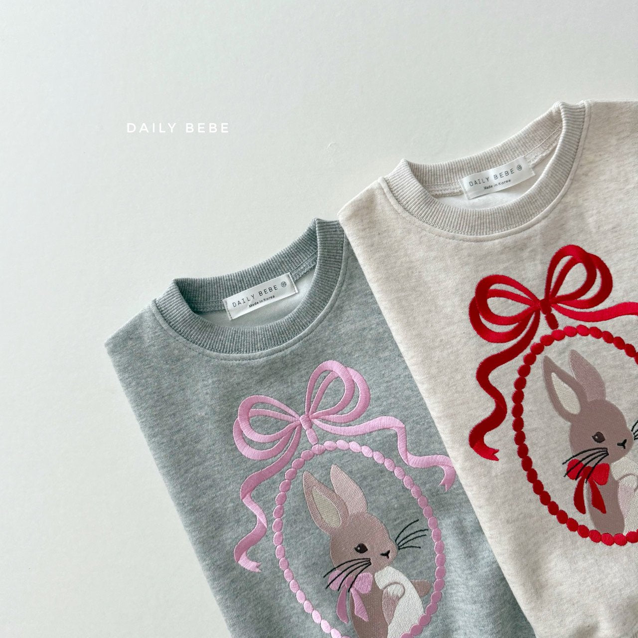 [PRE-ORDER] Rabbit Embroidery Sweatshirts