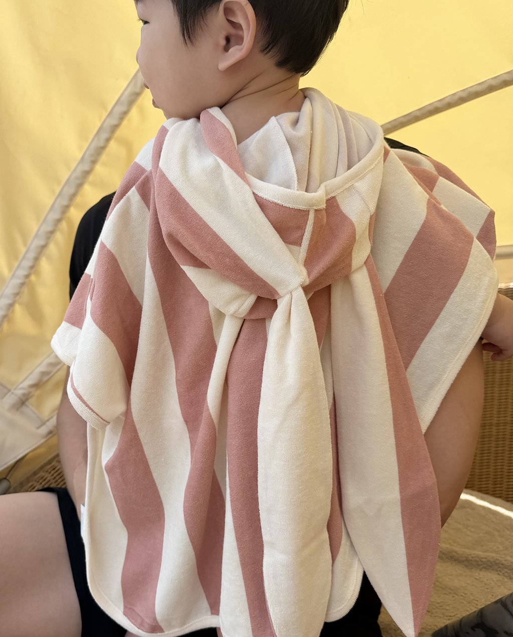 [PRE-ORDER] Animal Beach Poncho
