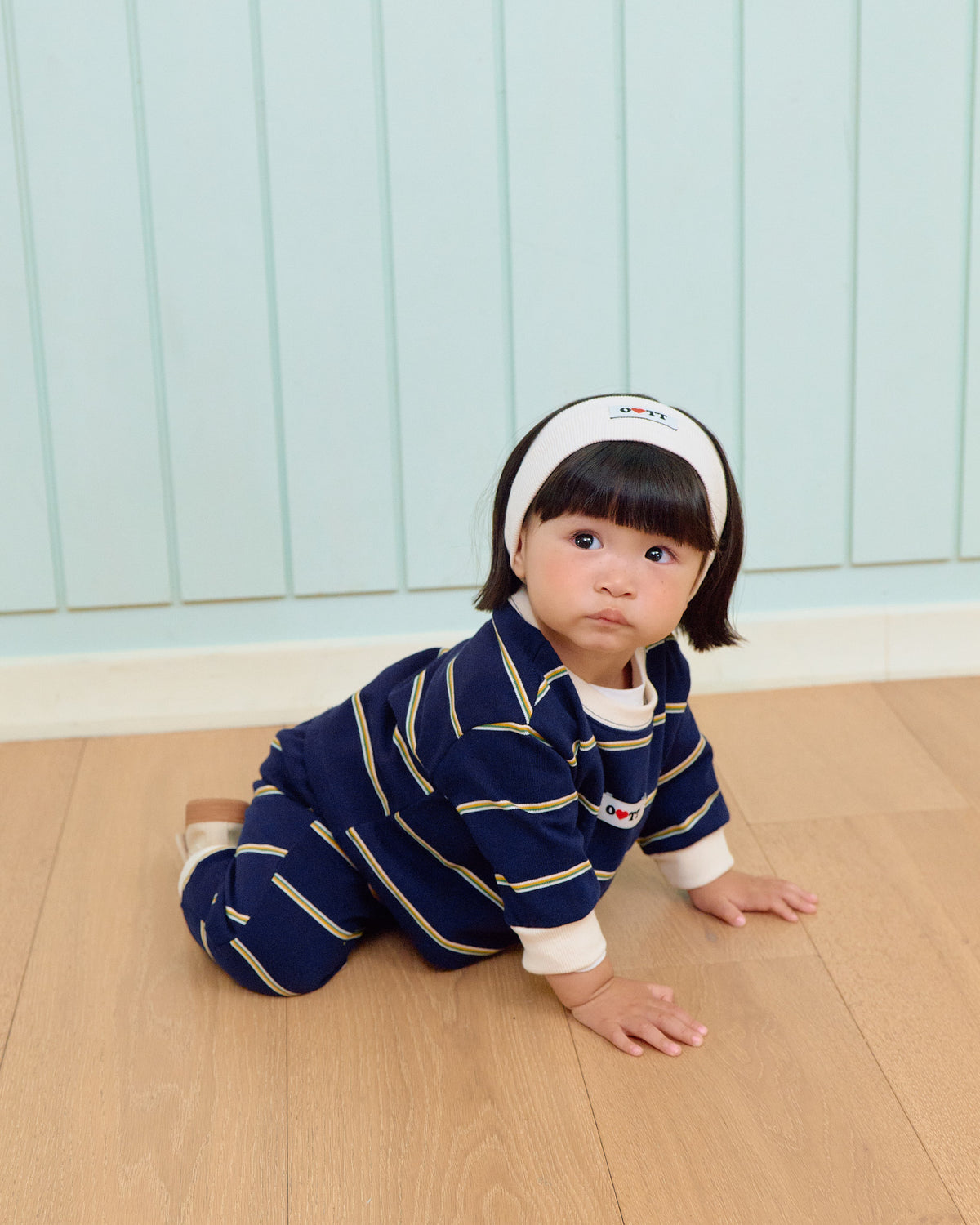 [PRE-ORDER] Rookie Stripe Top Bottom Set
