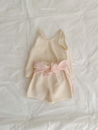 [PRE-ORDER] Ritz Sleeveless Blouse