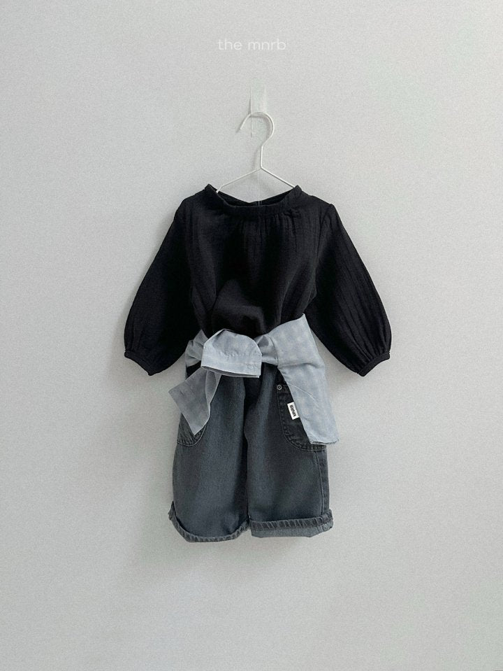 [PRE-ORDER] Ruffle Blouse