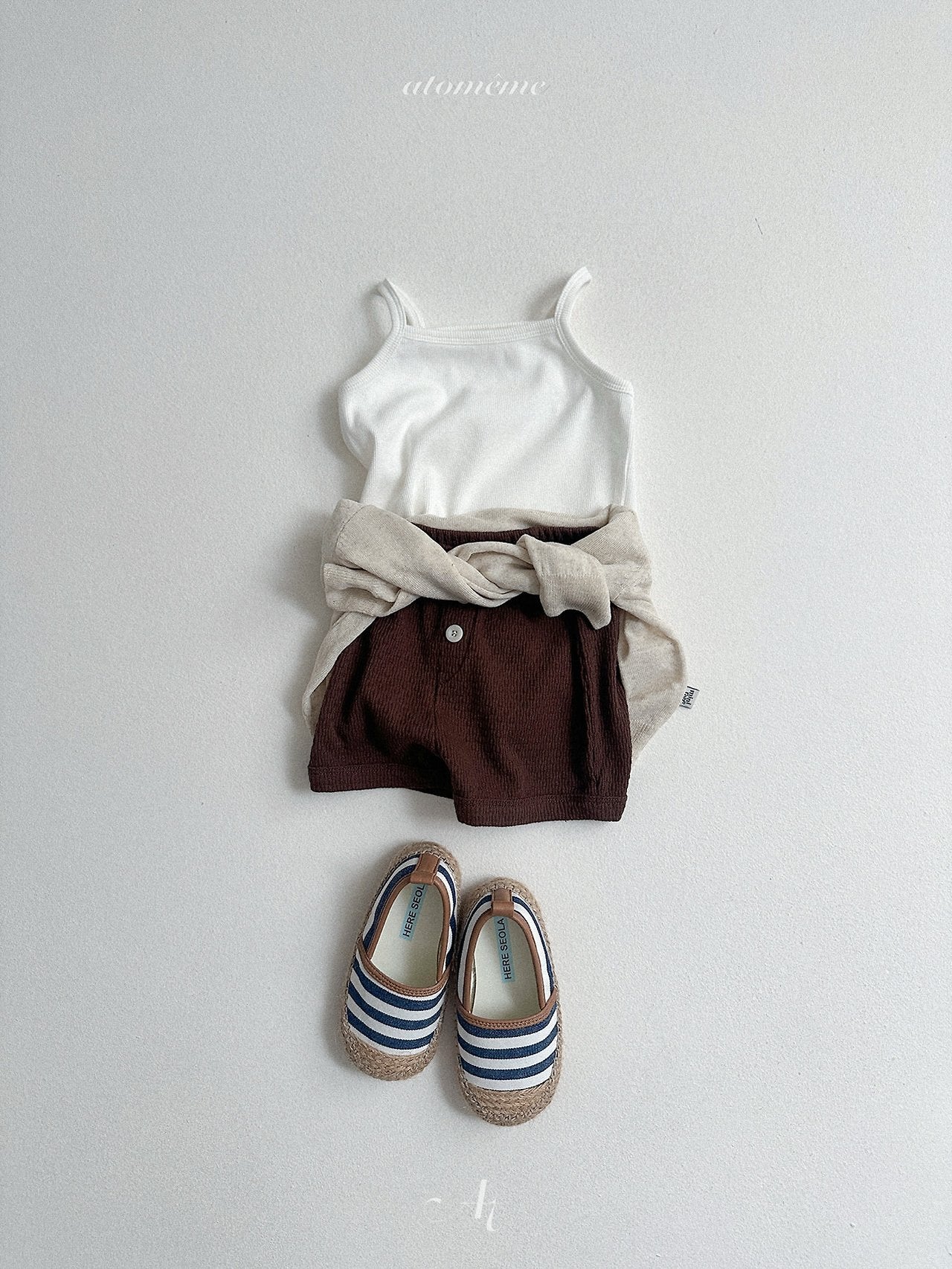 [PRE-ORDER] Peanut Sleeveless T-Shirts