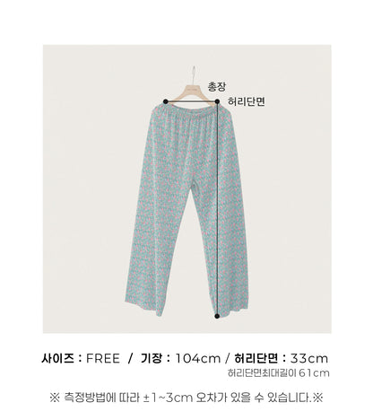 [PRE-ORDER] Flower Pleats Mom Pants