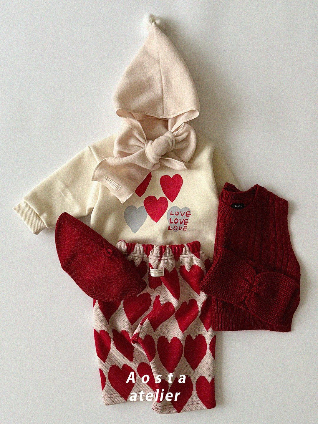 [PRE-ORDER] Heart Sweatshirts