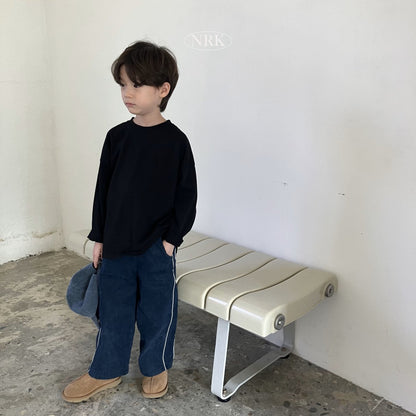 [PRE-ORDER] Basic Slit T-Shirts