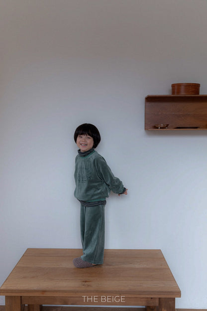 [PRE-ORDER] Velour Wide Pants