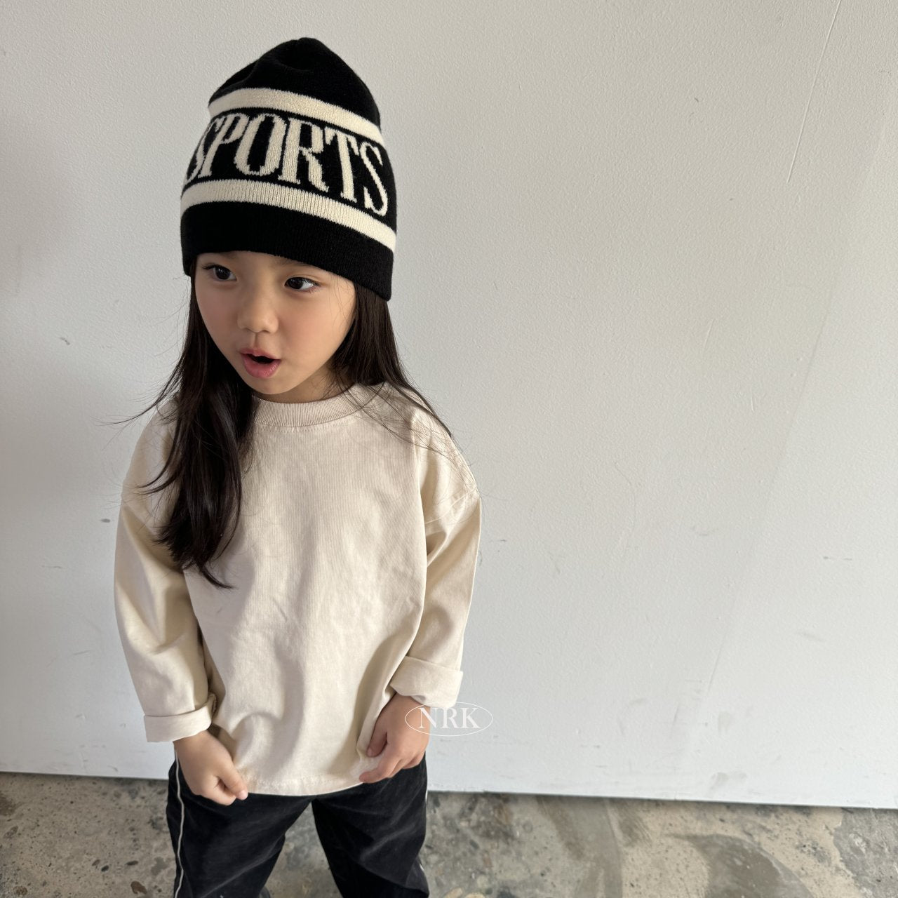 [PRE-ORDER] Basic Slit T-Shirts