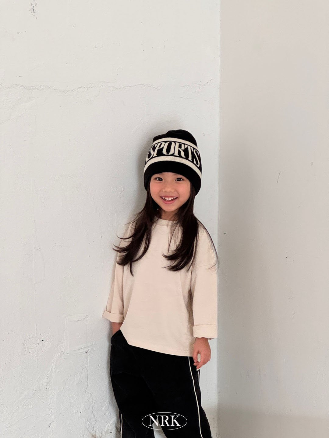 [PRE-ORDER] Basic Slit T-Shirts