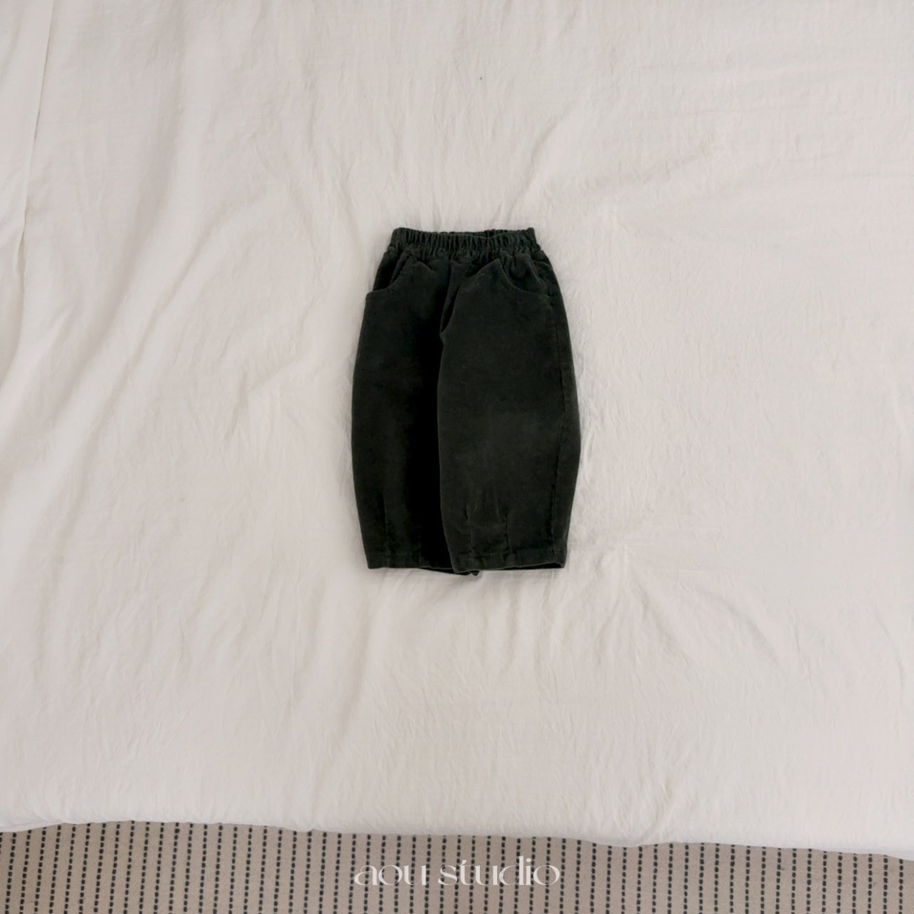 [PRE-ORDER] Curved Pants