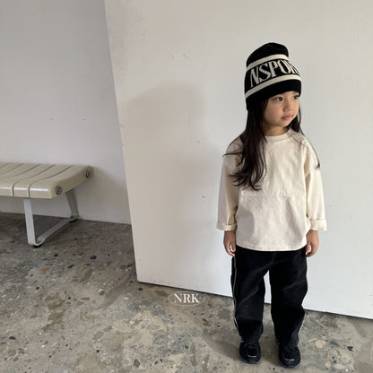 [PRE-ORDER] Basic Slit T-Shirts