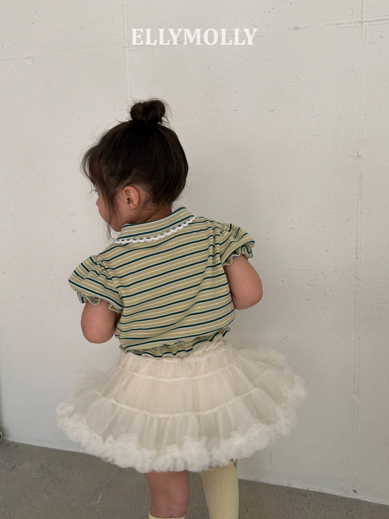 [PRE-ORDER] Curling Collar Frill T-Shirts