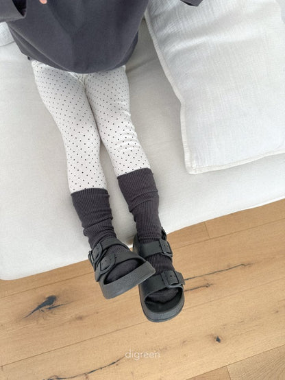 [PRE-ORDER] Point Knee Socks Set