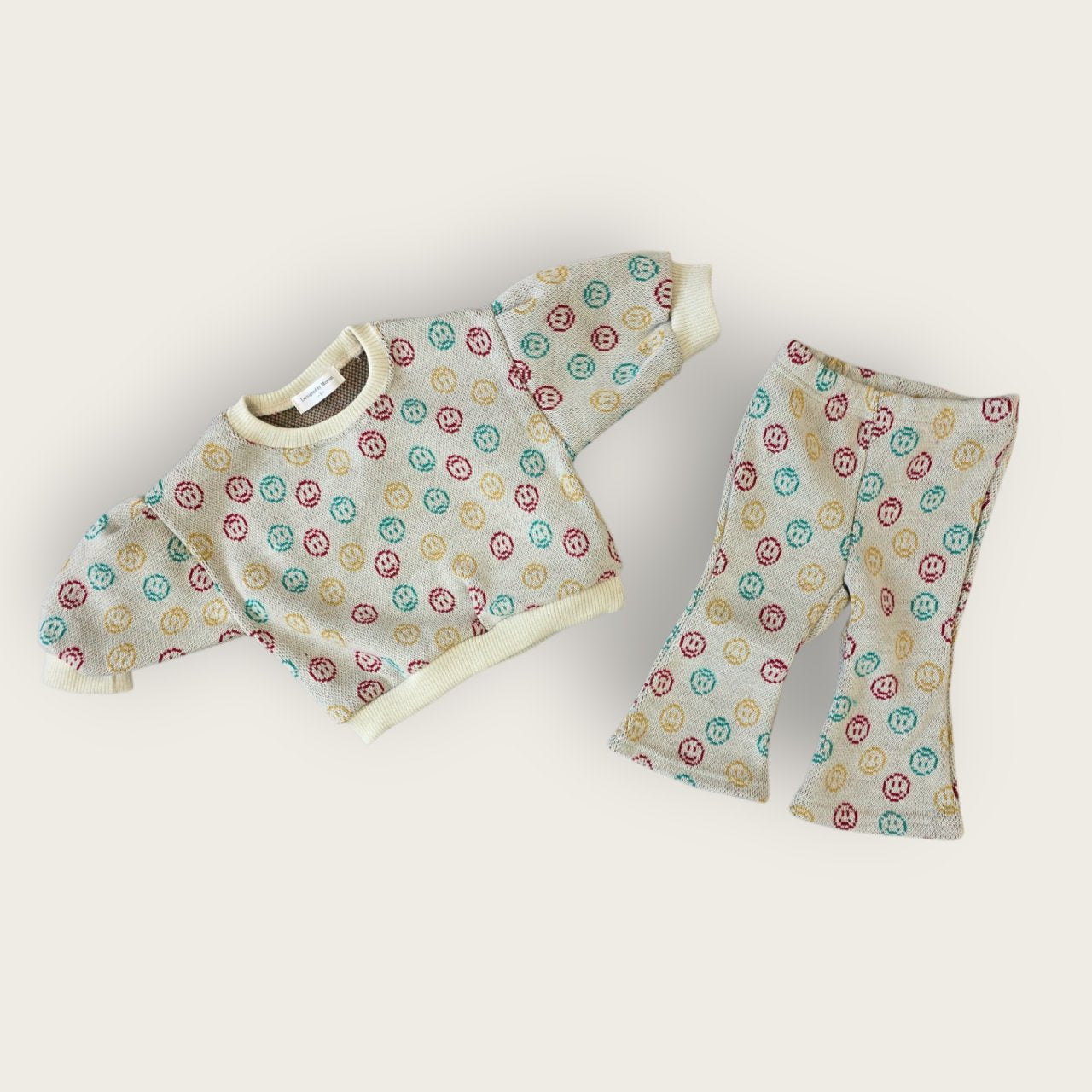 [PRE-ORDER] Smile Top Boot-Cut Set