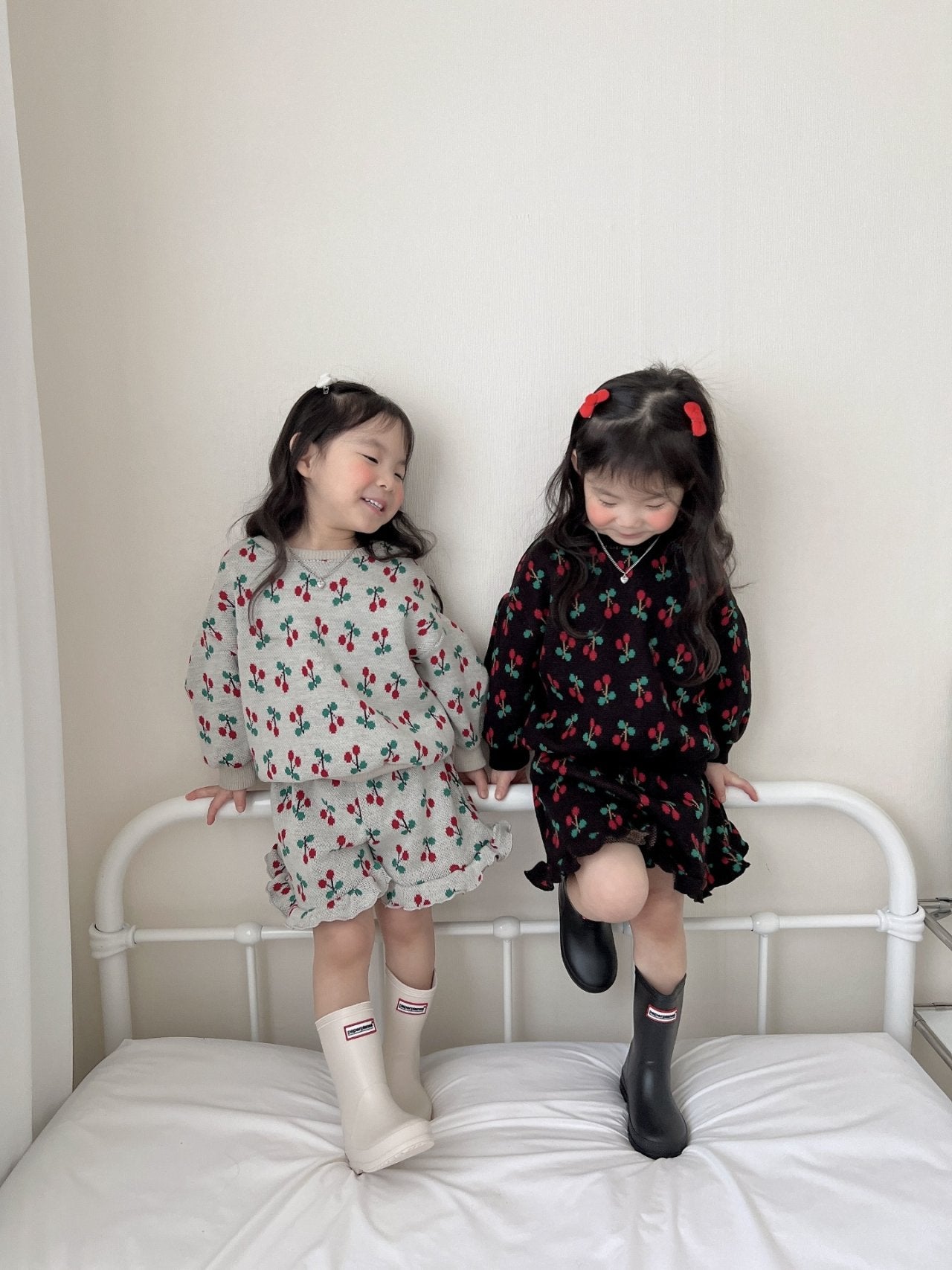 [PRE-ORDER] Cherry Frill Top Bottom Set
