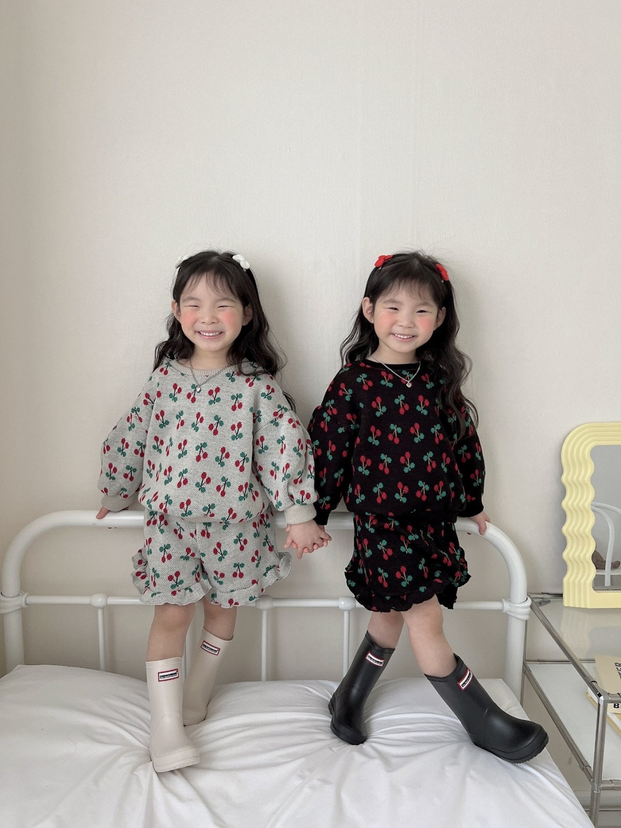 [PRE-ORDER] Cherry Frill Top Bottom Set