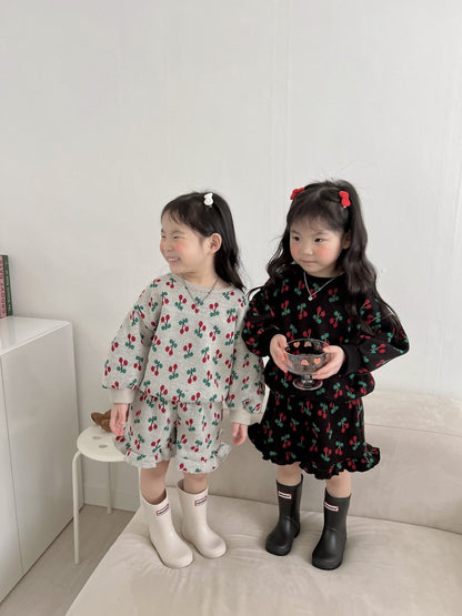 [PRE-ORDER] Cherry Frill Top Bottom Set