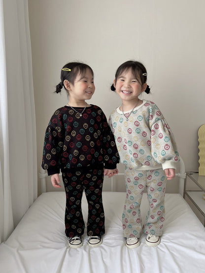 [PRE-ORDER] Smile Top Boot-Cut Set