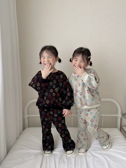 [PRE-ORDER] Smile Top Boot-Cut Set