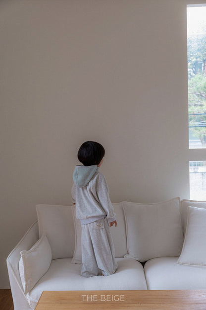 [PRE-ORDER] Velour Sweatshirts