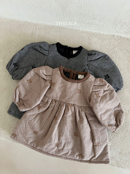 [PRE-ORDER] Pie Embroidery Dress