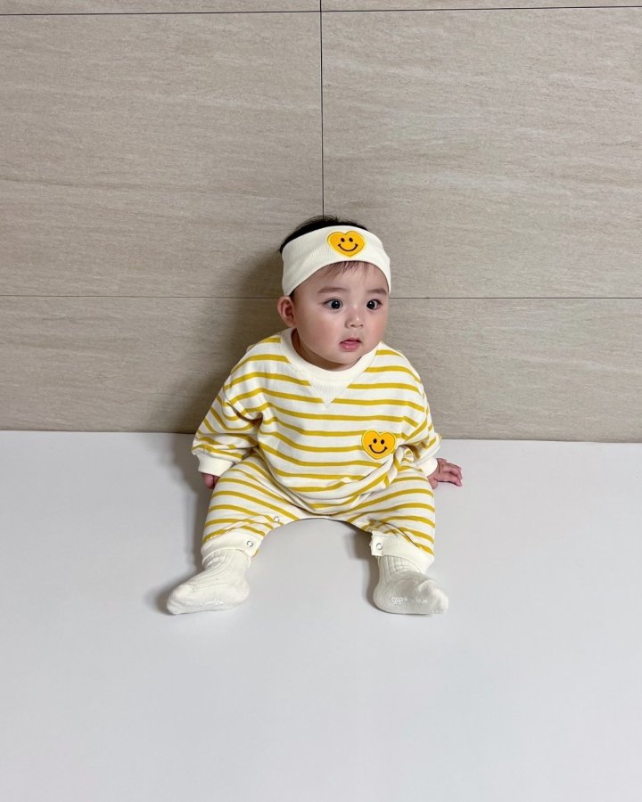 [PRE-ORDER] Heart Smile Body Suit+Hair Band Set