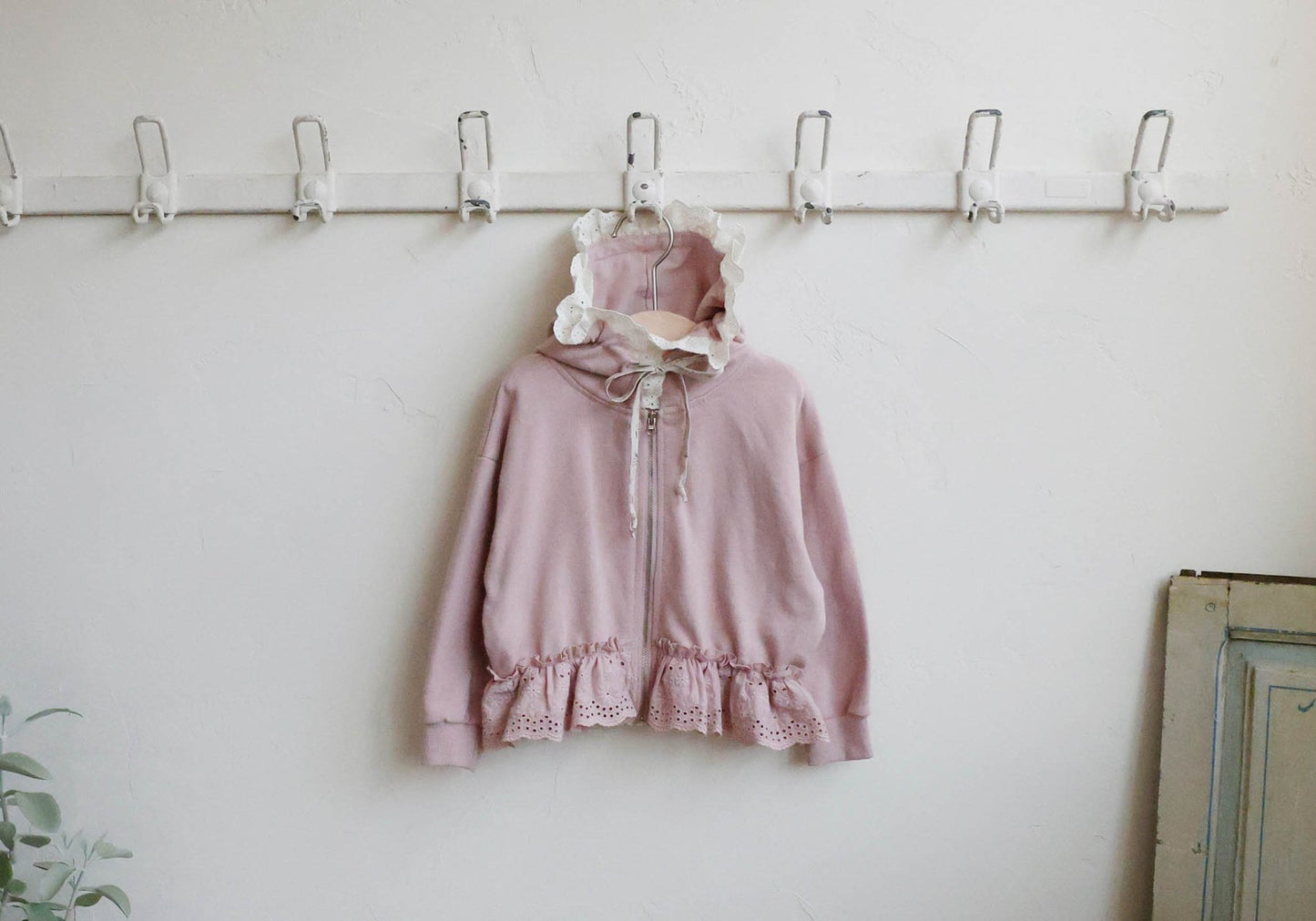 [PRE-ORDER] Vanilla Hoodie Jumper