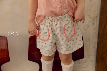 [PRE-ORDER] Rosie Pocket Shorts