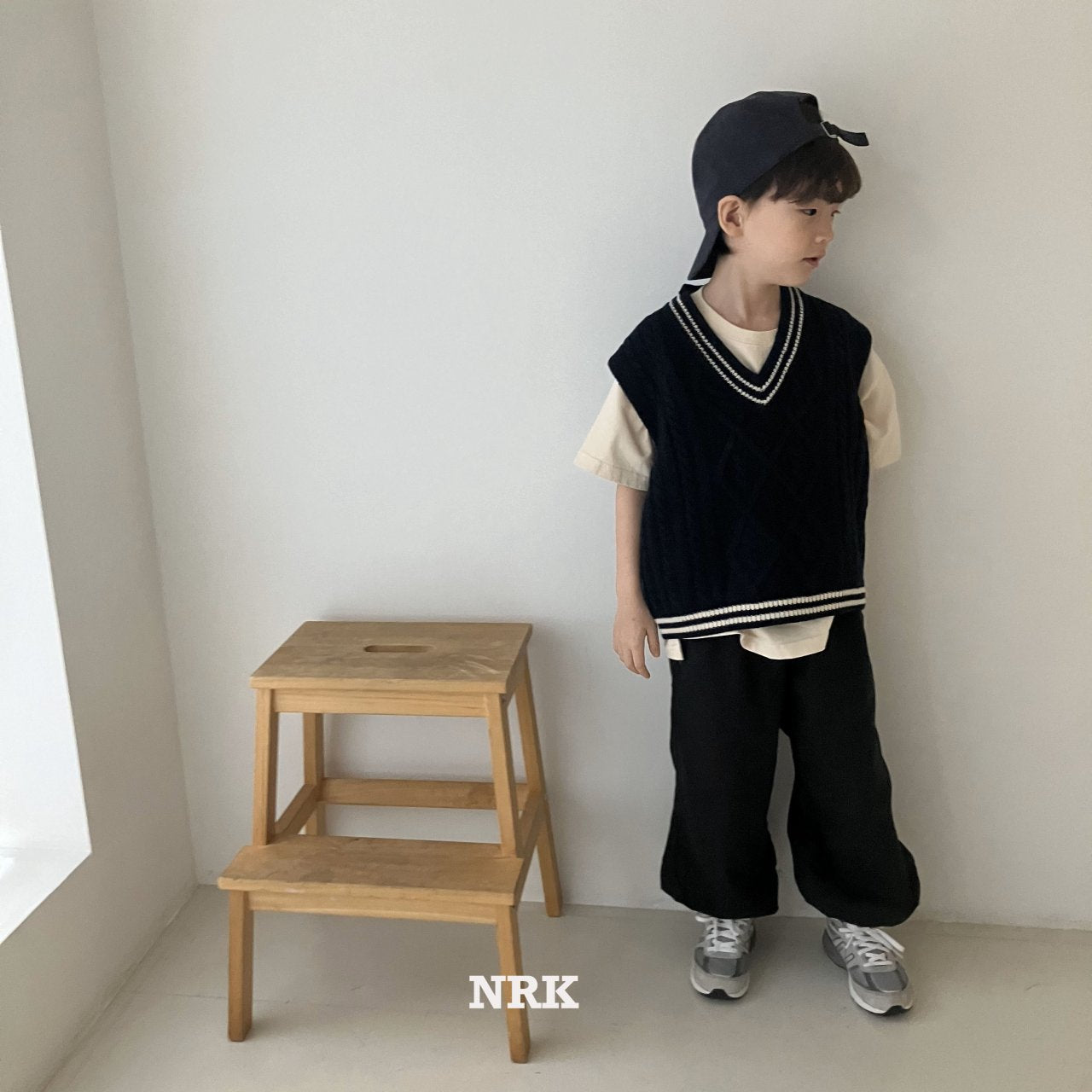 [PRE-ORDER] Tan Slit T-Shirts