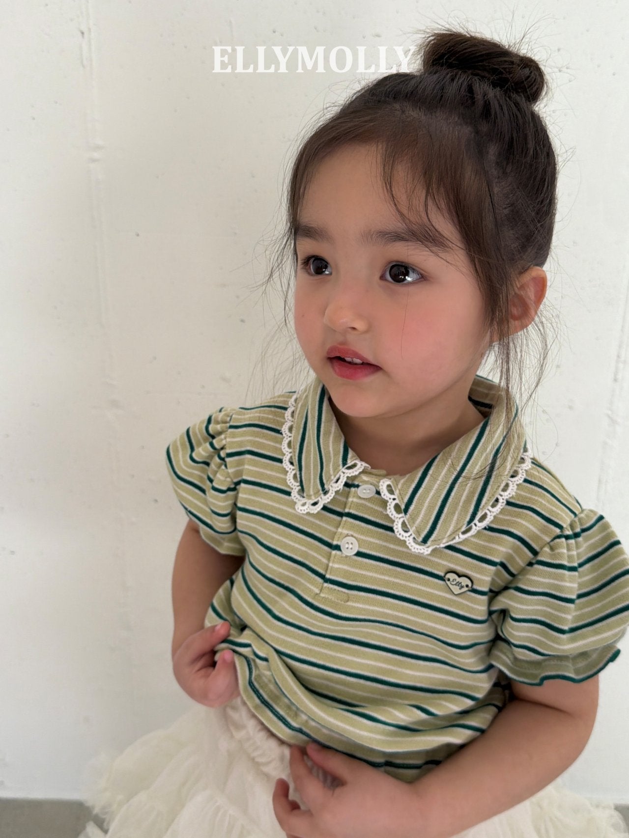 [PRE-ORDER] Curling Collar Frill T-Shirts