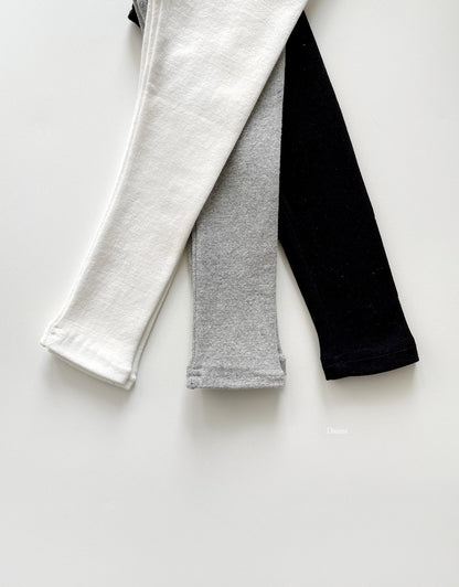 [PRE-ORDER] Chewy Leggings